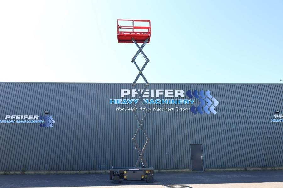 Holland Lift Ecostar HL-9710 Electric, 12m Working Height, 325k - Scissor lift: picture 3 Holland Lift Ecostar HL-9710 Electric, 12m Working Height, 325k - Scissor lift: picture 3