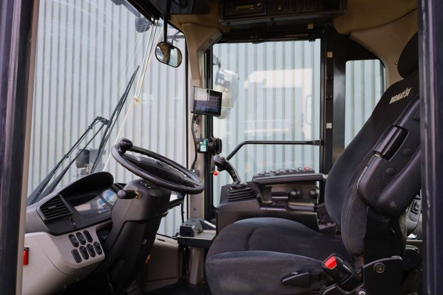 Komatsu WA470-8 Diesel, 4x4 Drive, Tamtron Weighting Syste - Wheel loader: picture 4 Komatsu WA470-8 Diesel, 4x4 Drive, Tamtron Weighting Syste - Wheel loader: picture 4