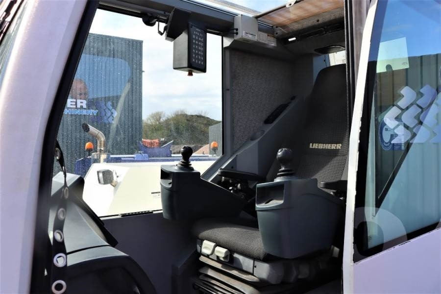 Liebherr LTM1050-3.1 6x4 Drive And 6-Wheel Steering, 50t Ca - All terrain crane: picture 5 Liebherr LTM1050-3.1 6x4 Drive And 6-Wheel Steering, 50t Ca - All terrain crane: picture 5