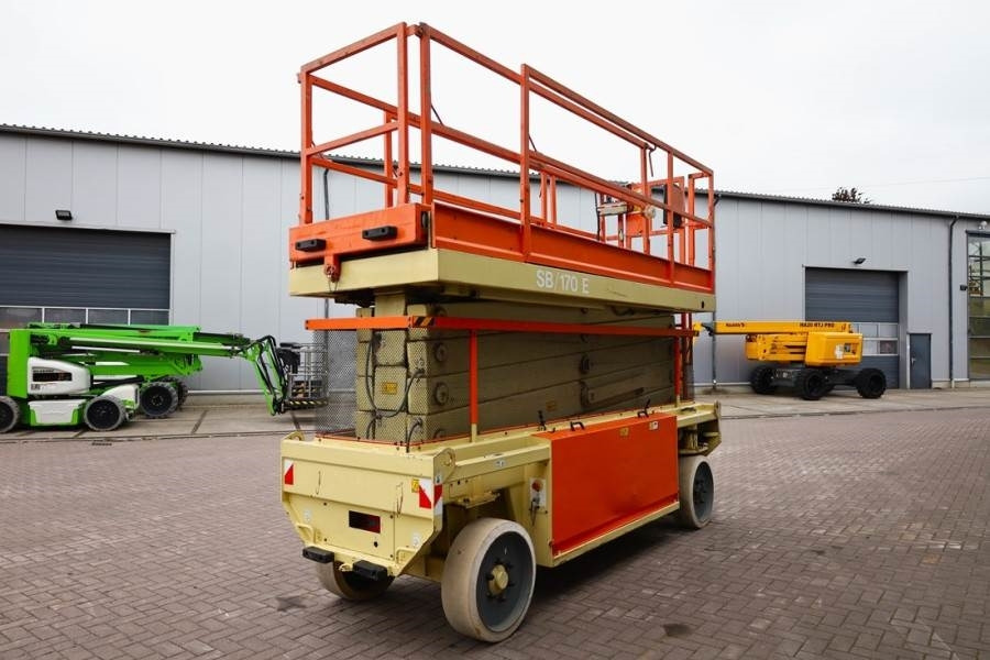 Liftlux SL153-12 Electric, 17.3m Working Height, 500kg Cap - Scissor lift: picture 2 Liftlux SL153-12 Electric, 17.3m Working Height, 500kg Cap - Scissor lift: picture 2