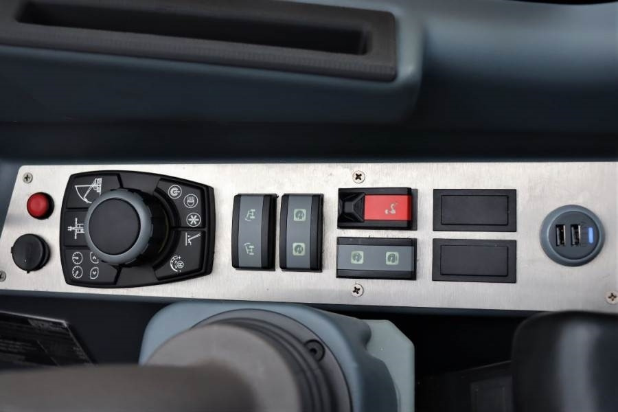 Magni RTH 6.21-D/D 6000kg Capacity, 21m Lifting Height, - Telescopic handler: picture 5 Magni RTH 6.21-D/D 6000kg Capacity, 21m Lifting Height, - Telescopic handler: picture 5