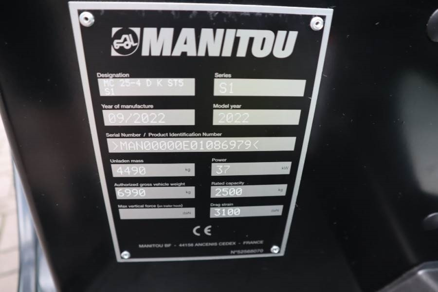 Manitou MC25-4 Valid Inspection, *Guarantee, Diesel, 4x4 D  - Rough terrain forklift: picture 5 Manitou MC25-4 Valid Inspection, *Guarantee, Diesel, 4x4 D  - Rough terrain forklift: picture 5