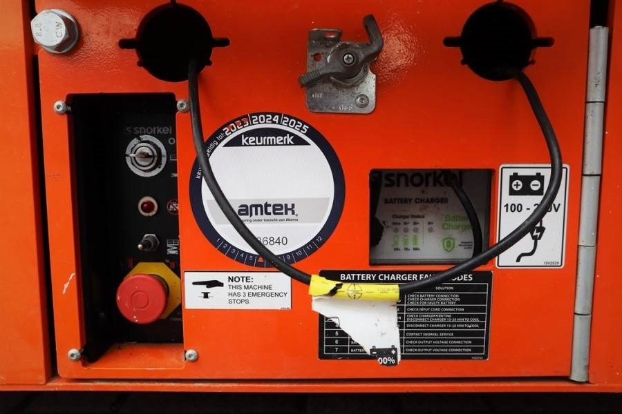 Snorkel S4726E Valid Inspection, *Guarantee! ,Electric, 10 - Scissor lift: picture 5 Snorkel S4726E Valid Inspection, *Guarantee! ,Electric, 10 - Scissor lift: picture 5