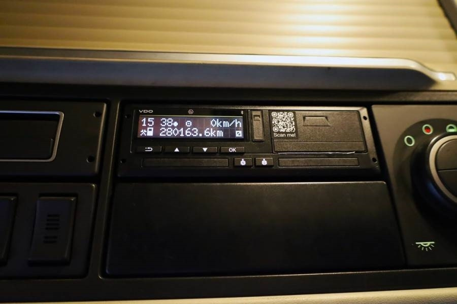 Volvo FH12 With Cormach 135tm Crane Volvo FH12 10x4 With - All terrain crane: picture 5 Volvo FH12 With Cormach 135tm Crane Volvo FH12 10x4 With - All terrain crane: picture 5