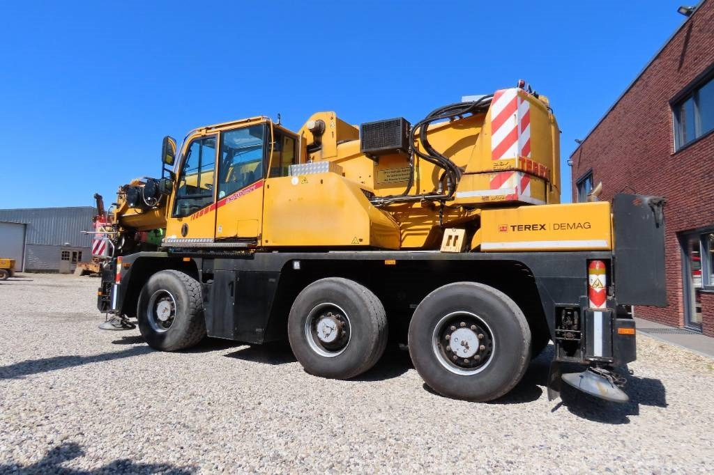 Terex Demag AC 40-1 City - All terrain crane: picture 4 Terex Demag AC 40-1 City - All terrain crane: picture 4
