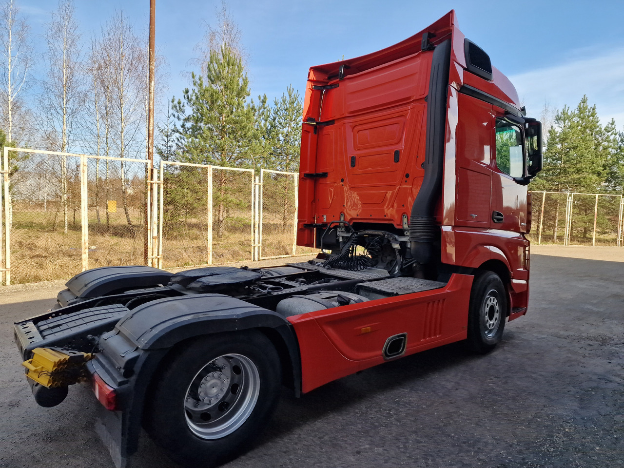 Mercedes Benz 1845 Retarder Big space - Tractor unit: picture 4 Mercedes Benz 1845 Retarder Big space - Tractor unit: picture 4