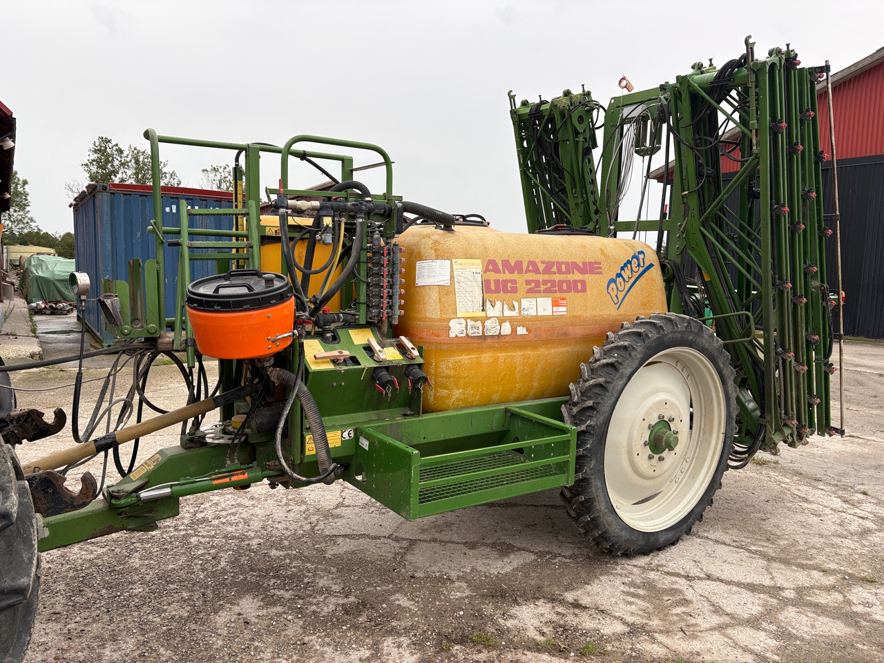 Amazone UG 2200 - Sprayer: picture 1 Amazone UG 2200 - Sprayer: picture 1