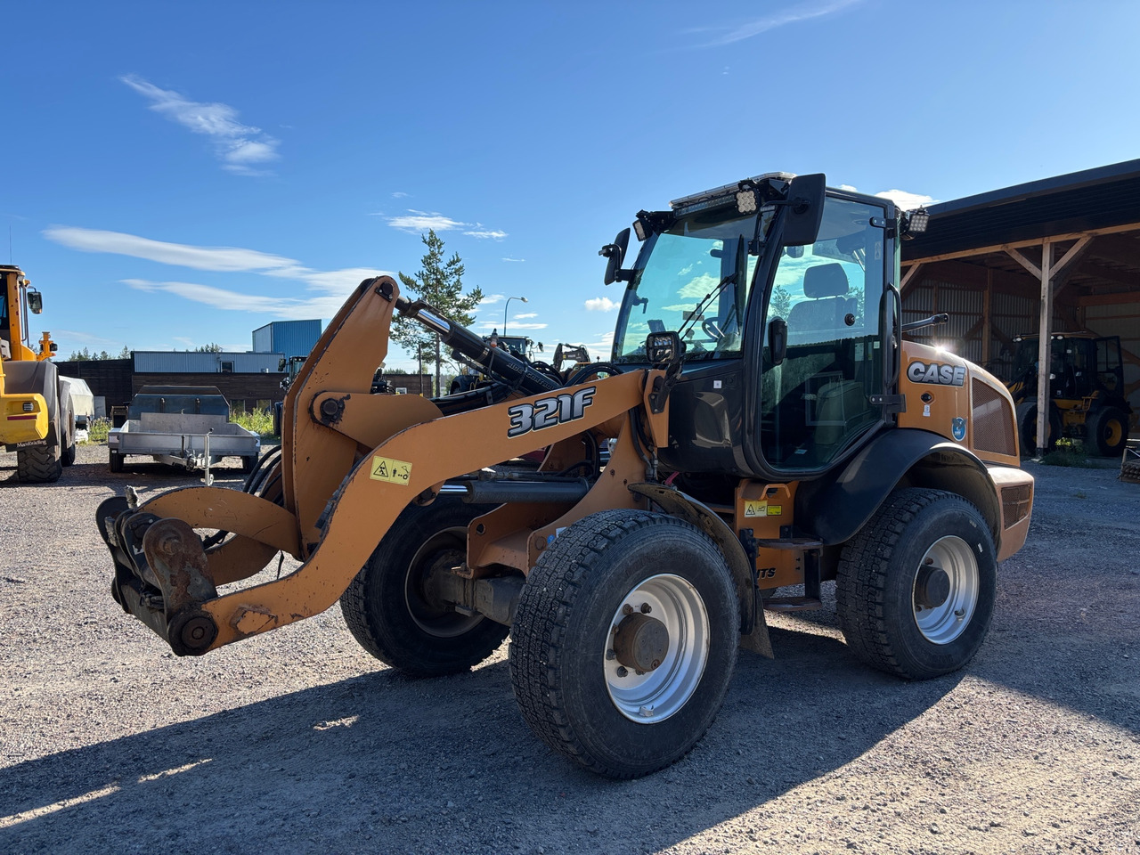 Case 321F - Wheel loader: picture 1 Case 321F - Wheel loader: picture 1