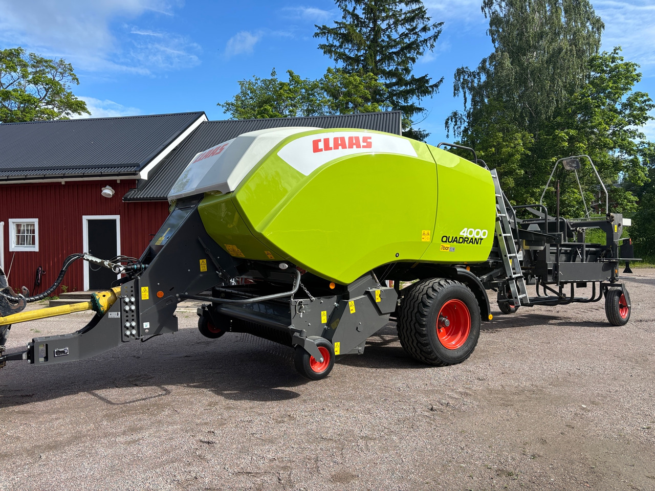 Claas 773 Quadrant 4000 - Round baler: picture 1 Claas 773 Quadrant 4000 - Round baler: picture 1