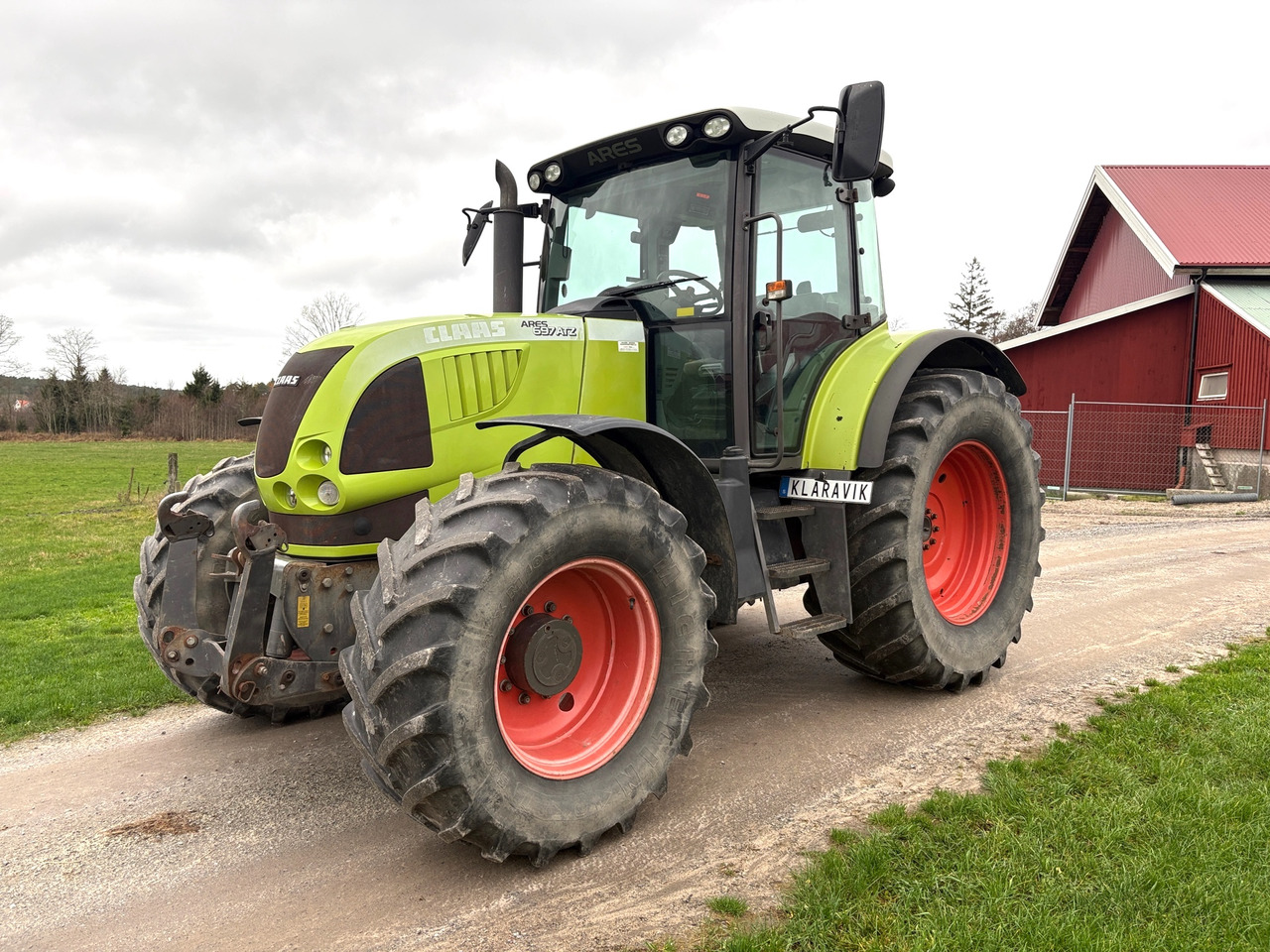 Claas Ares 697 ATZ - Farm tractor: picture 1 Claas Ares 697 ATZ - Farm tractor: picture 1