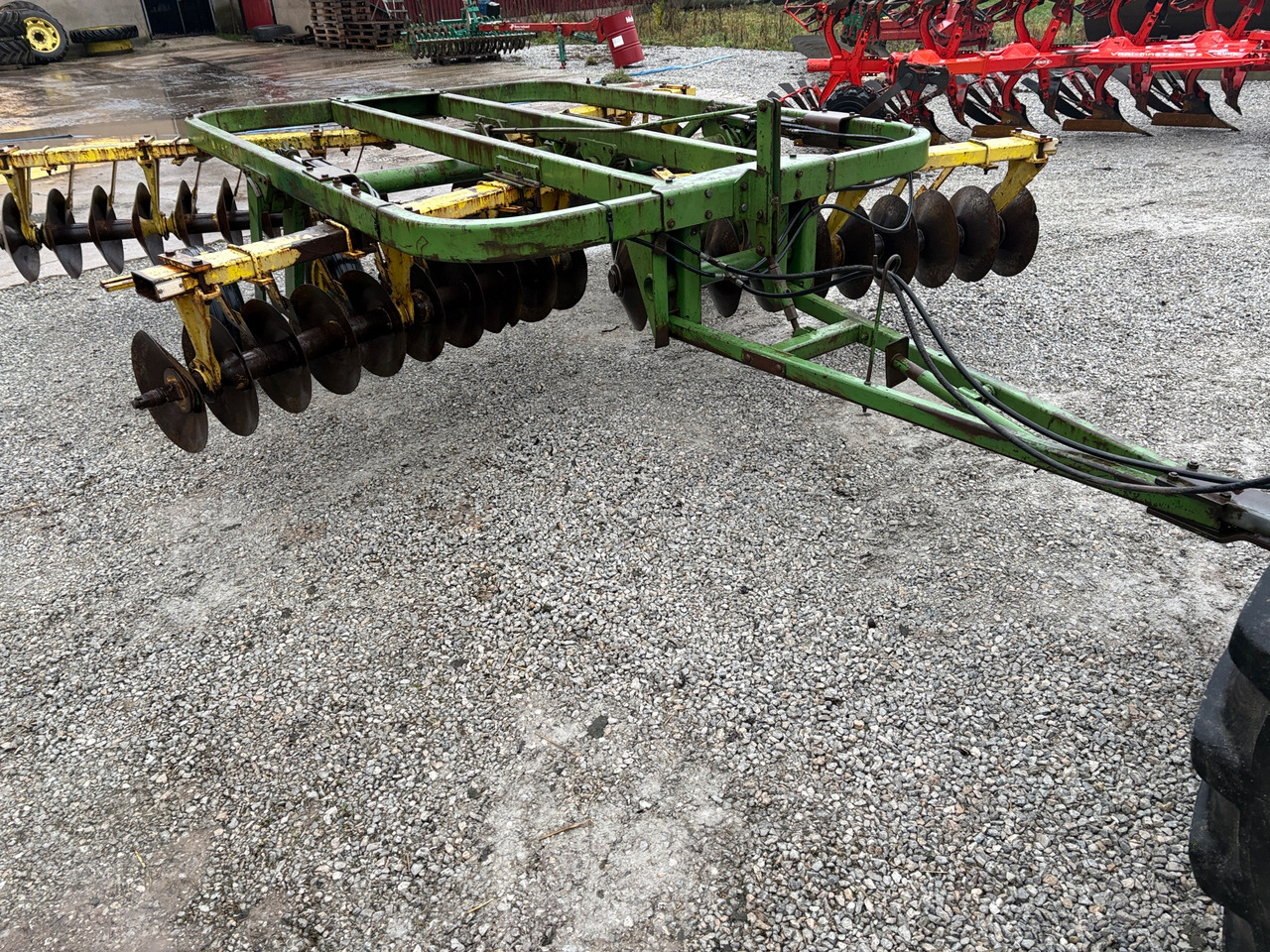 John Deere TO310 - Disc harrow: picture 1 John Deere TO310 - Disc harrow: picture 1