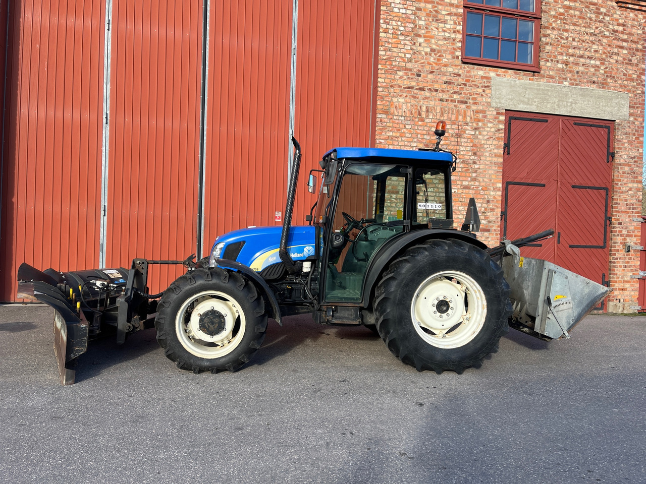New Holland TN75SA - Farm tractor: picture 1 New Holland TN75SA - Farm tractor: picture 1