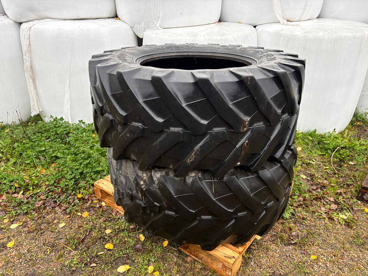 Pirelli TM800 - Tire for Agricultural machinery: picture 1 Pirelli TM800 - Tire for Agricultural machinery: picture 1