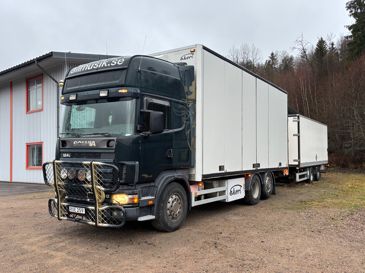 Scania R124 LB6x2*4NB 420 - Truck: picture 1 Scania R124 LB6x2*4NB 420 - Truck: picture 1