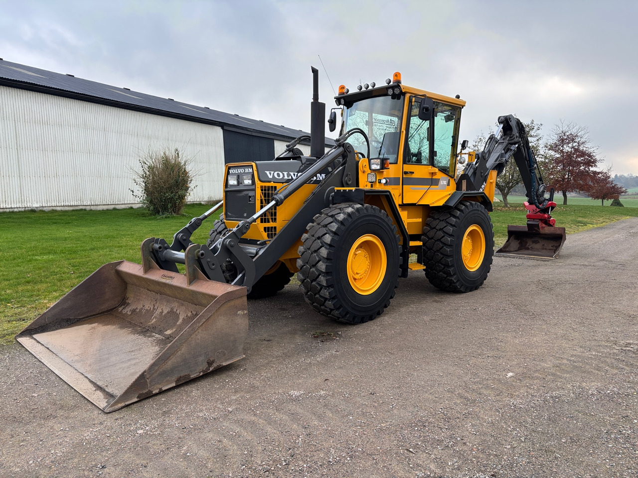 Volvo BM EL70C - Backhoe loader: picture 1 Volvo BM EL70C - Backhoe loader: picture 1