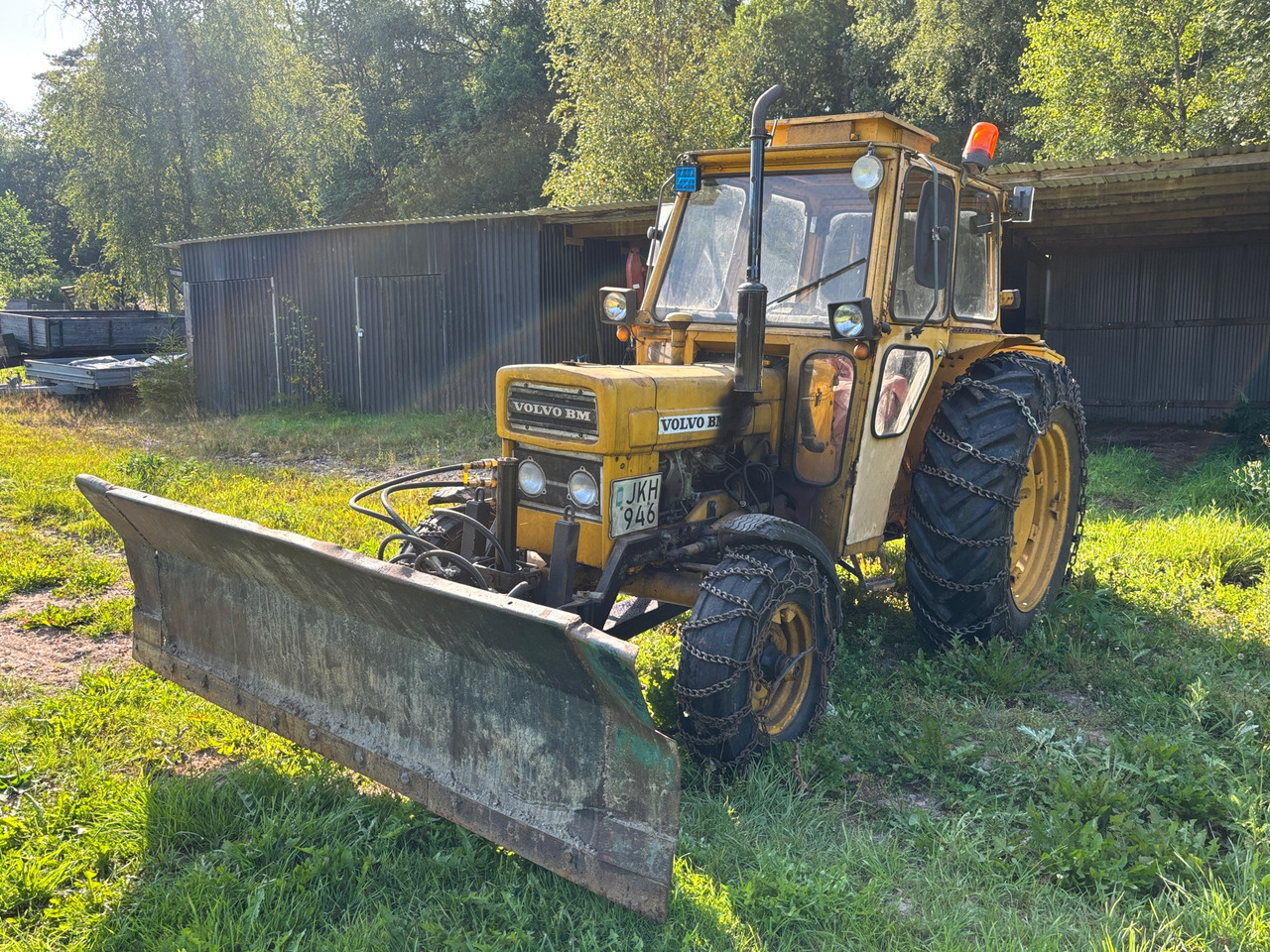 Volvo BM T 430 - Farm tractor: picture 1 Volvo BM T 430 - Farm tractor: picture 1