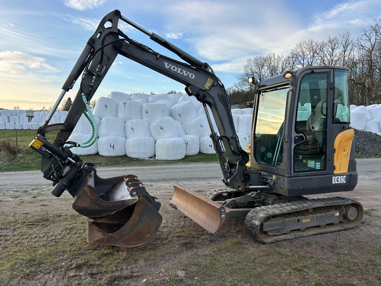 Volvo EC35C - Excavator: picture 1 Volvo EC35C - Excavator: picture 1