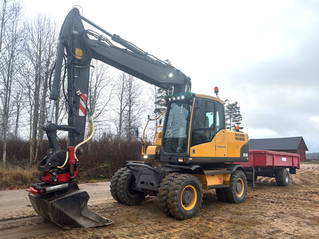 Volvo EW160C - Excavator: picture 1 Volvo EW160C - Excavator: picture 1