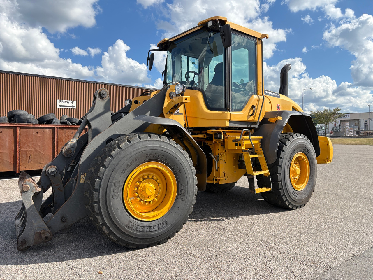 Volvo L70G - Wheel loader: picture 1 Volvo L70G - Wheel loader: picture 1