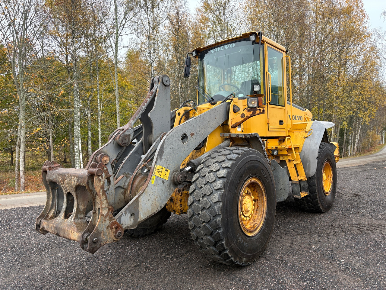 Volvo L90E - Wheel loader: picture 1 Volvo L90E - Wheel loader: picture 1