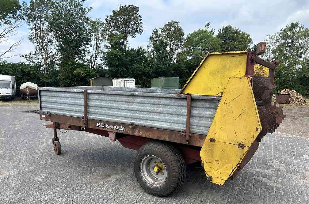 Peecon mestwagen, mestverspreider - Manure spreader: picture 2 Peecon mestwagen, mestverspreider - Manure spreader: picture 2