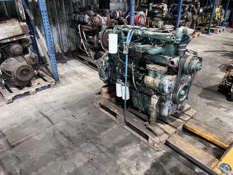 DAF DHU 825 meerdere op voorraad - Engine for Truck: picture 1 DAF DHU 825 meerdere op voorraad - Engine for Truck: picture 1