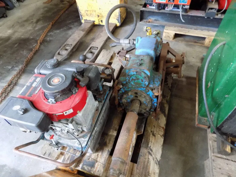 Drilling rig Diversen Sandvik Atlas copco Halco Drill Head rock bit 3.5 and 4 inch: picture 9