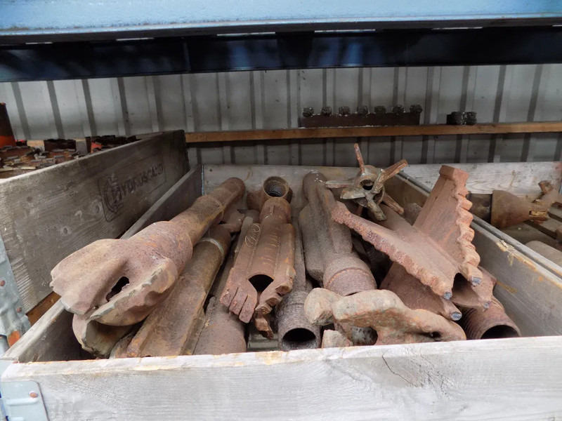 Drilling rig Diversen Sandvik Atlas copco Halco Drill Head rock bit 3.5 and 4 inch: picture 14