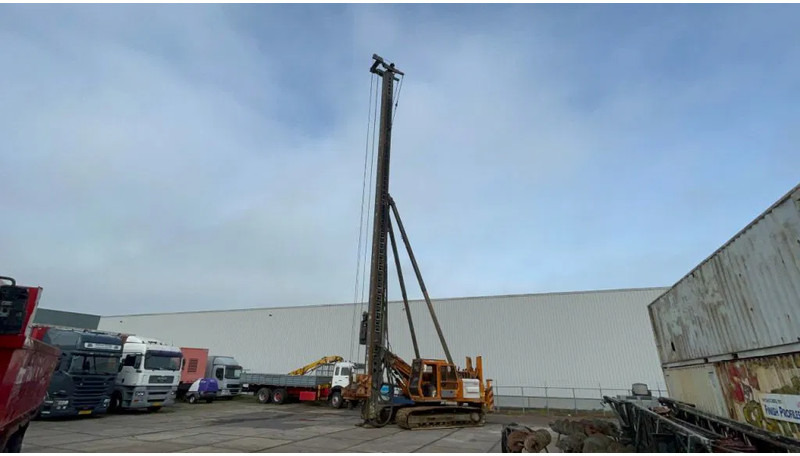 Hitachi EX200 LC Driller - Drilling rig: picture 1 Hitachi EX200 LC Driller - Drilling rig: picture 1