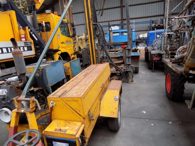 Drilling rig Magirus Deutz A4500 - DA72: picture 11