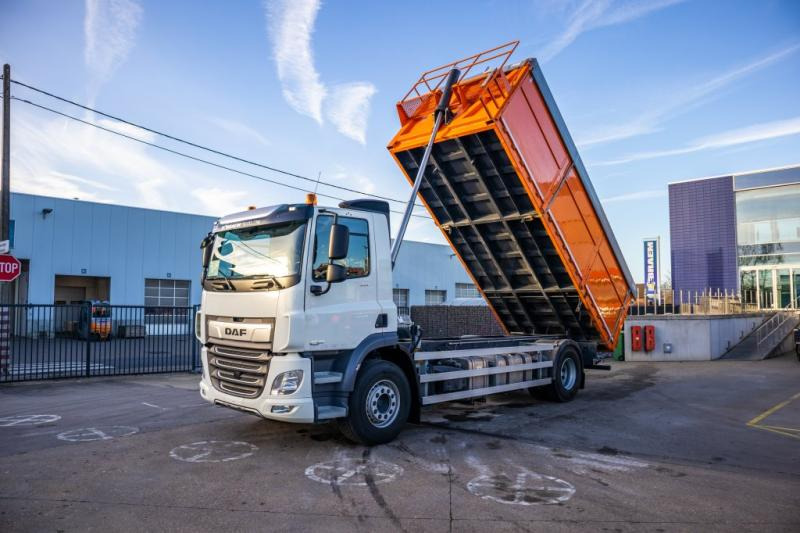 DAF CF 410-4x2 - 13 642 KM - 26m3 - Tipper: picture 1 DAF CF 410-4x2 - 13 642 KM - 26m3 - Tipper: picture 1