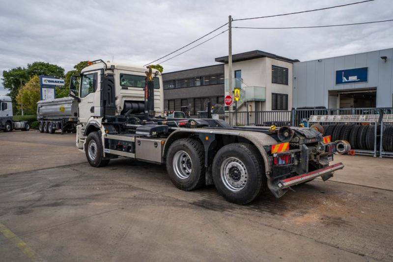 MAN TGS 26.430 6x2-4 BL - Hook lift truck: picture 5 MAN TGS 26.430 6x2-4 BL - Hook lift truck: picture 5