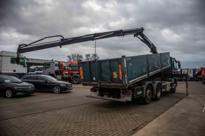 MAN TGS 26.440 BL + HMF 1520 - Tipper, Crane truck: picture 3 MAN TGS 26.440 BL + HMF 1520 - Tipper, Crane truck: picture 3