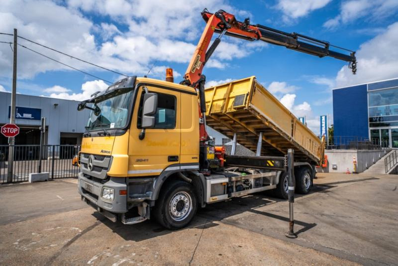 Mercedes ACTROS 2641-MP3-6x2-4+ PK 18 T/m/3XHydr. - Tipper, Crane truck: picture 1 Mercedes ACTROS 2641-MP3-6x2-4+ PK 18 T/m/3XHydr. - Tipper, Crane truck: picture 1