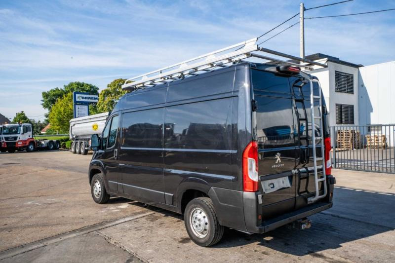 Peugeot BOXER 2.2 HDI - Panel van: picture 3 Peugeot BOXER 2.2 HDI - Panel van: picture 3