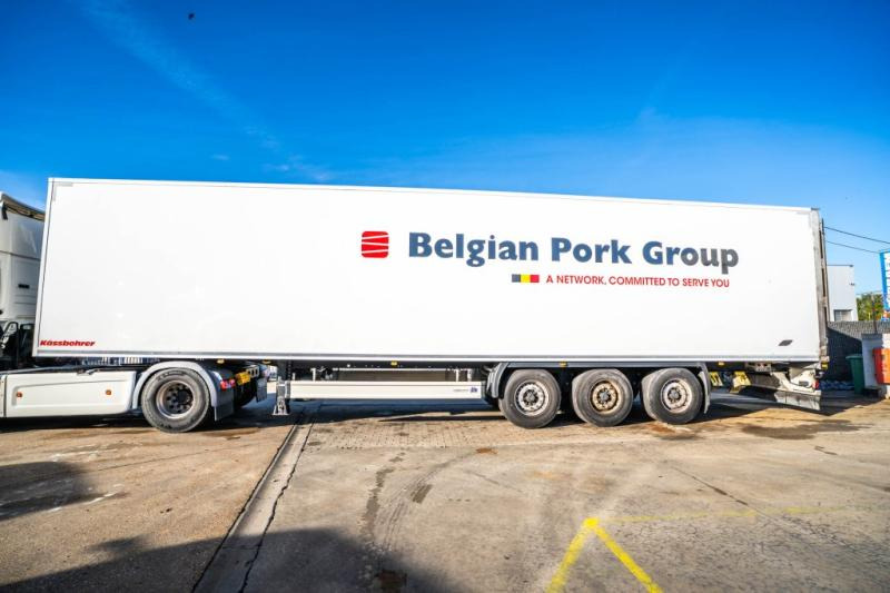 KAESSBOHRER Kässbohrer +CARRIER 1350 - Semi-trailer: picture 2 KAESSBOHRER Kässbohrer +CARRIER 1350 - Semi-trailer: picture 2