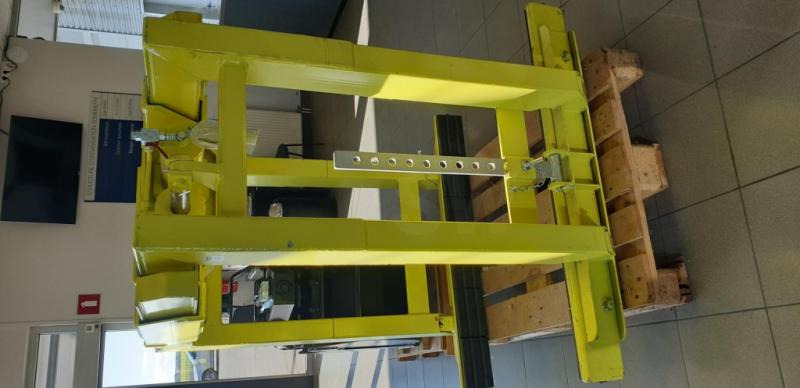 TIZMAR PIBR - HYDR. GRIJPER 2500 KG - Clamp: picture 4 TIZMAR PIBR - HYDR. GRIJPER 2500 KG - Clamp: picture 4