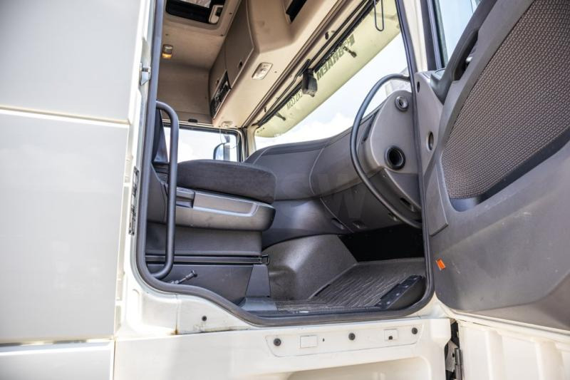 Tractor unit DAF XF 460-6X2-380 000 KM+ADR: picture 9 Tractor unit DAF XF 460-6X2-380 000 KM+ADR: picture 9