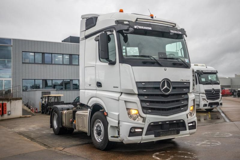 Mercedes ACTROS 1845 HAD+KIPHYDR. - Tractor unit: picture 2 Mercedes ACTROS 1845 HAD+KIPHYDR. - Tractor unit: picture 2
