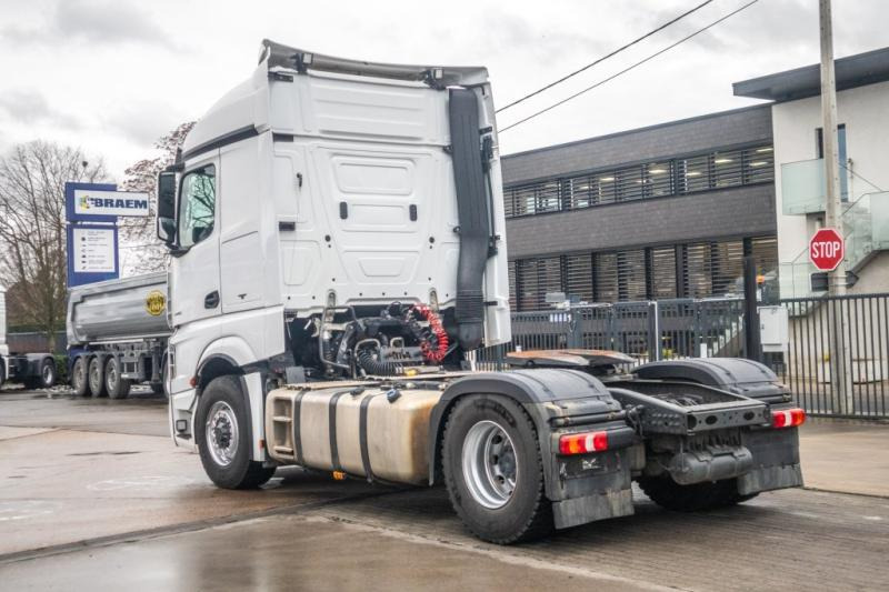 Mercedes ACTROS 1845 HAD+KIPHYDR. - Tractor unit: picture 4 Mercedes ACTROS 1845 HAD+KIPHYDR. - Tractor unit: picture 4
