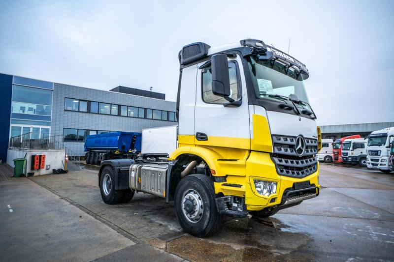Mercedes AROCS 2045 AS (cardan) - Tractor unit: picture 2 Mercedes AROCS 2045 AS (cardan) - Tractor unit: picture 2
