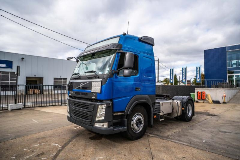 Volvo FM 420 + KIPHYDR. - Tractor unit: picture 1 Volvo FM 420 + KIPHYDR. - Tractor unit: picture 1