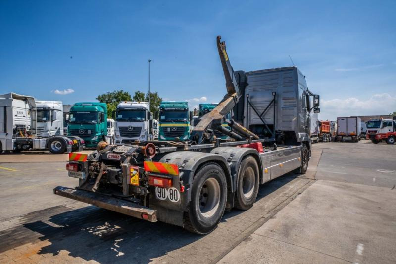 Volvo FH 480 - PALFINGER - Hook lift truck: picture 5 Volvo FH 480 - PALFINGER - Hook lift truck: picture 5