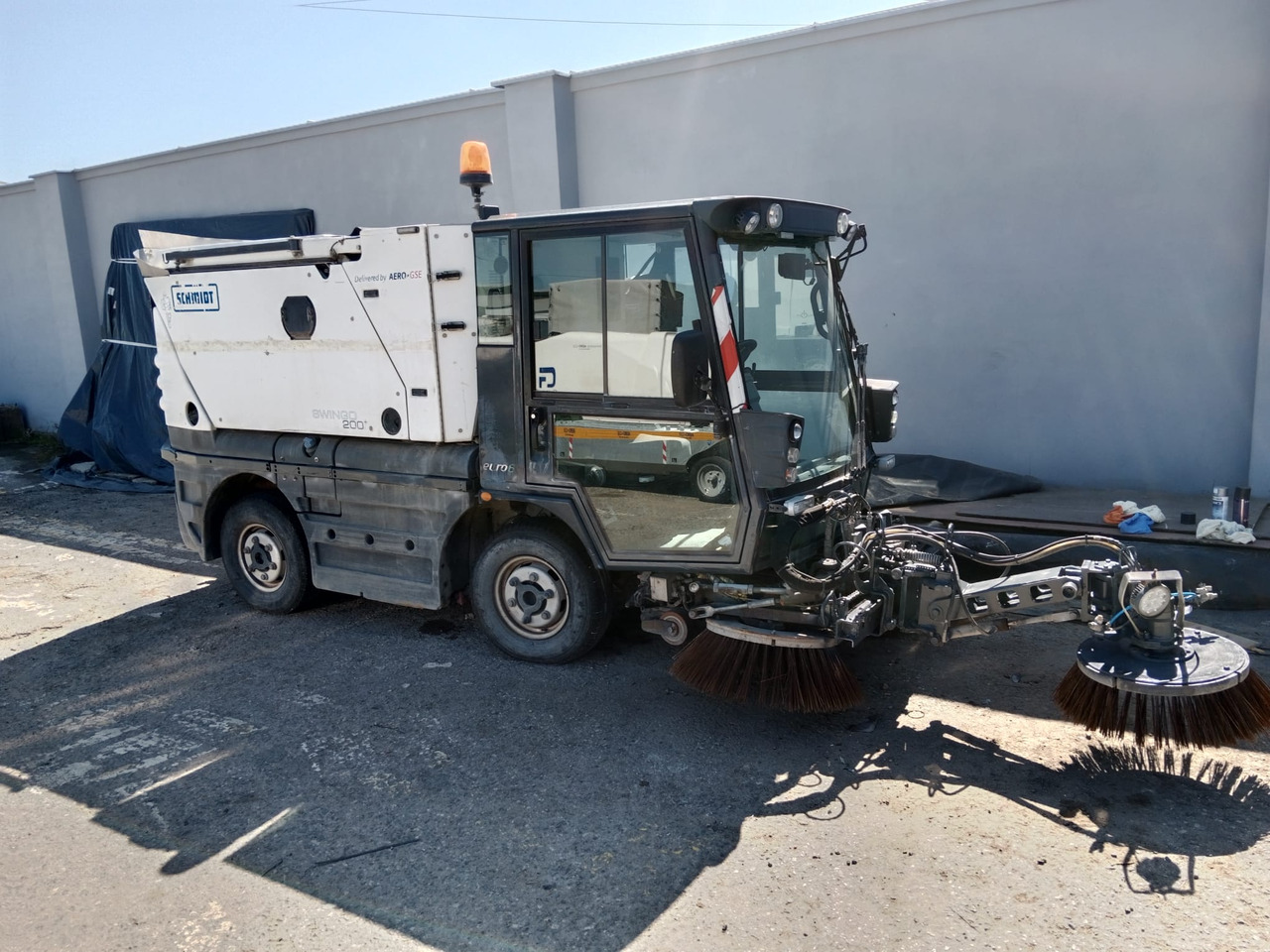 SCHMIDT Swingo 200+ EURO6 - Road sweeper: picture 1 SCHMIDT Swingo 200+ EURO6 - Road sweeper: picture 1