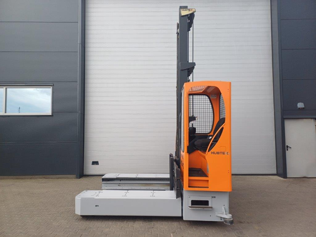 Hubtex MQ40 - 4-way reach truck: picture 5 Hubtex MQ40 - 4-way reach truck: picture 5