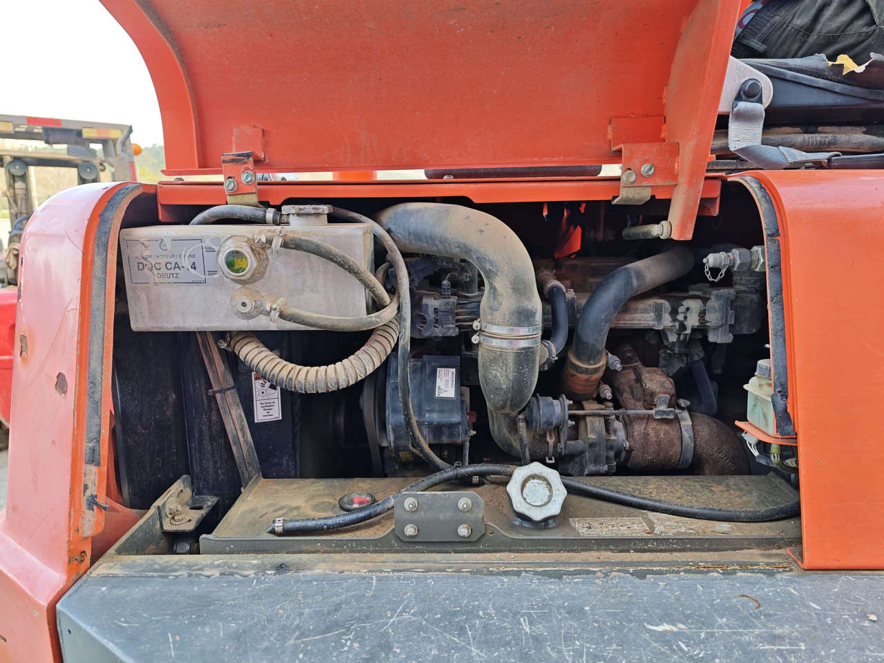 Lease a  AUSA D600APG AUSA D600APG: picture 11