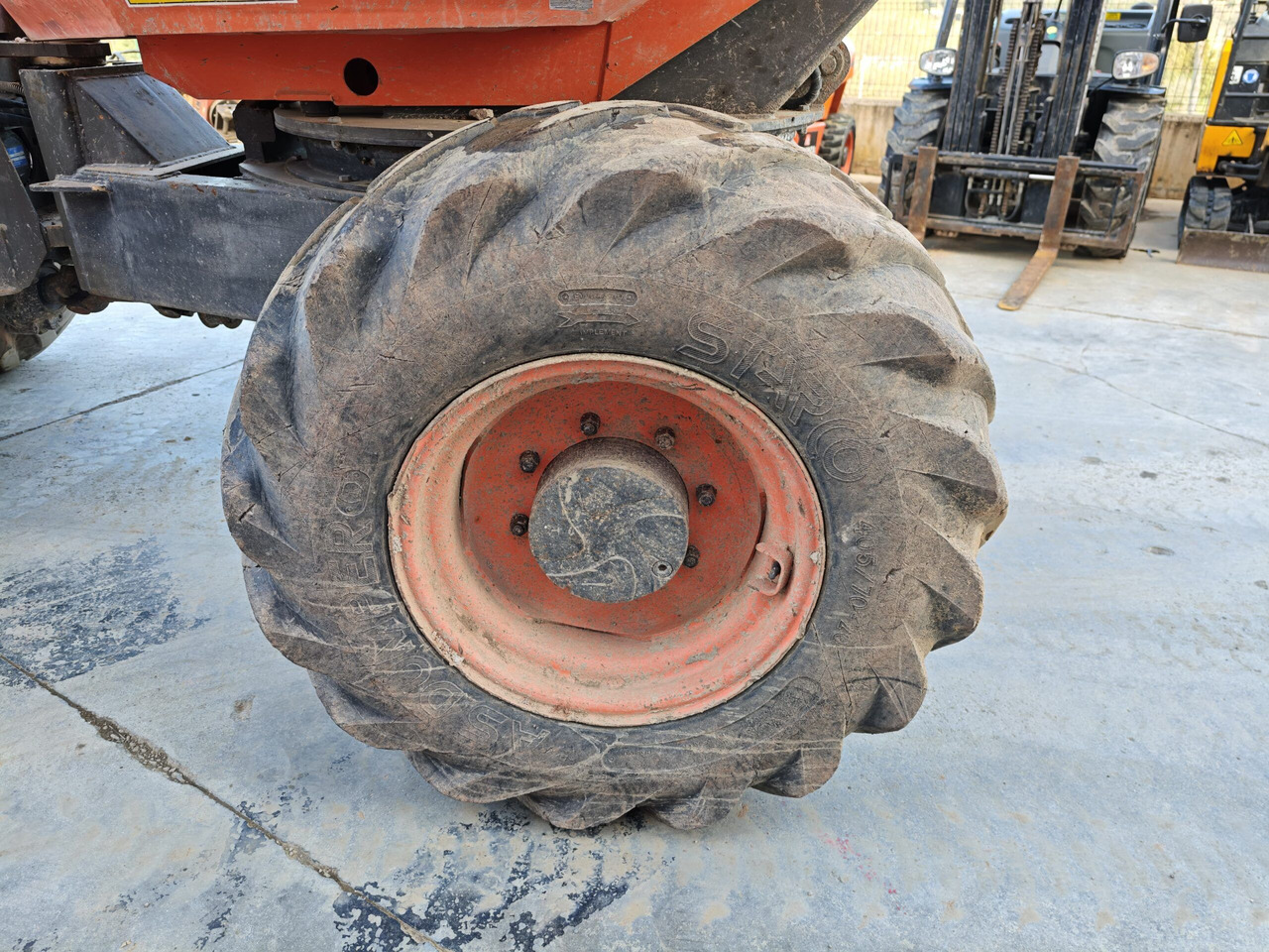 Lease a  AUSA D600APG AUSA D600APG: picture 15