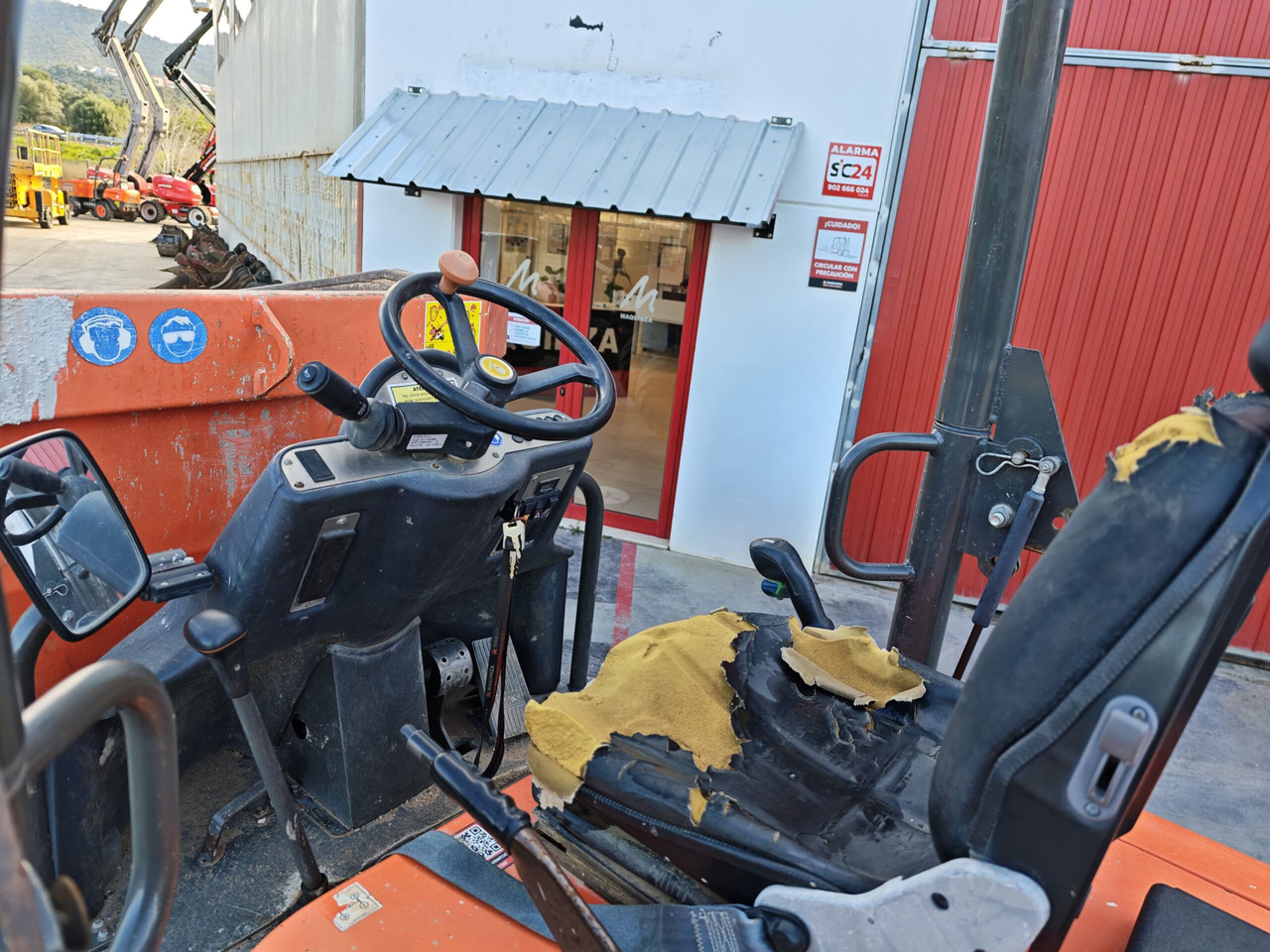 Lease a  AUSA D600APG AUSA D600APG: picture 10