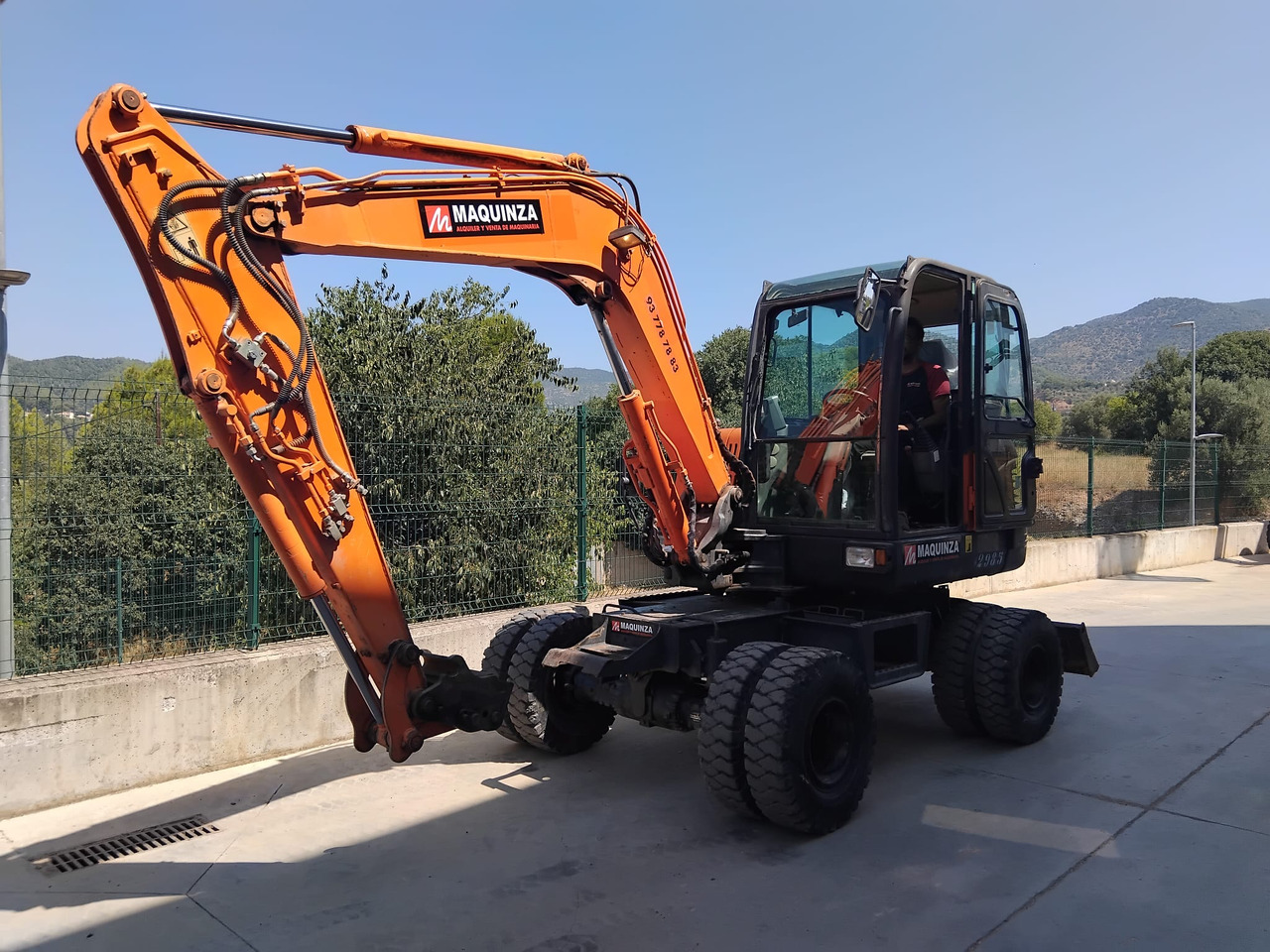 DOOSAN DX55W - Mini excavator: picture 1 DOOSAN DX55W - Mini excavator: picture 1
