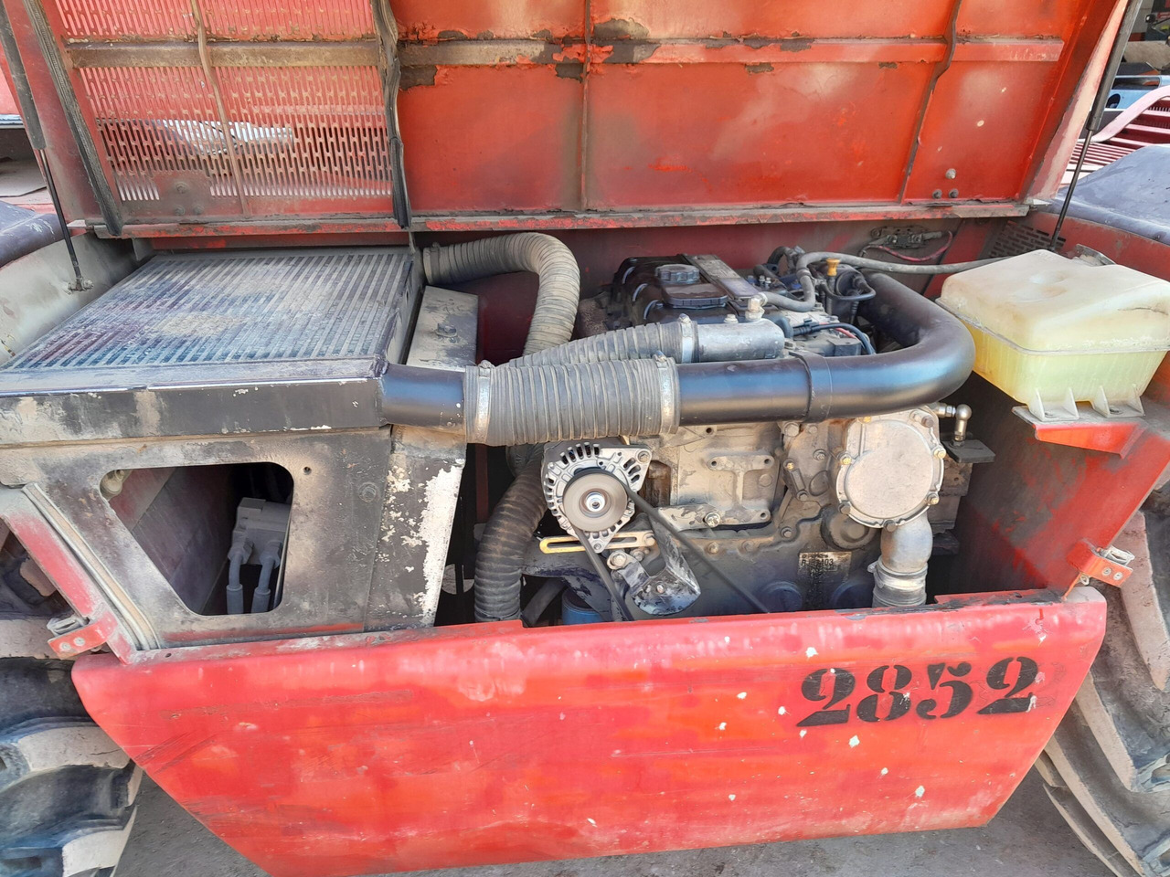 Telescopic handler MANITOU MRT2150: picture 10